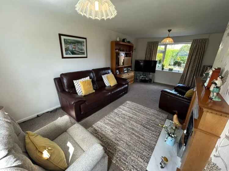 3 Bedroom End Terrace House for Sale Bedworth Warwickshire
