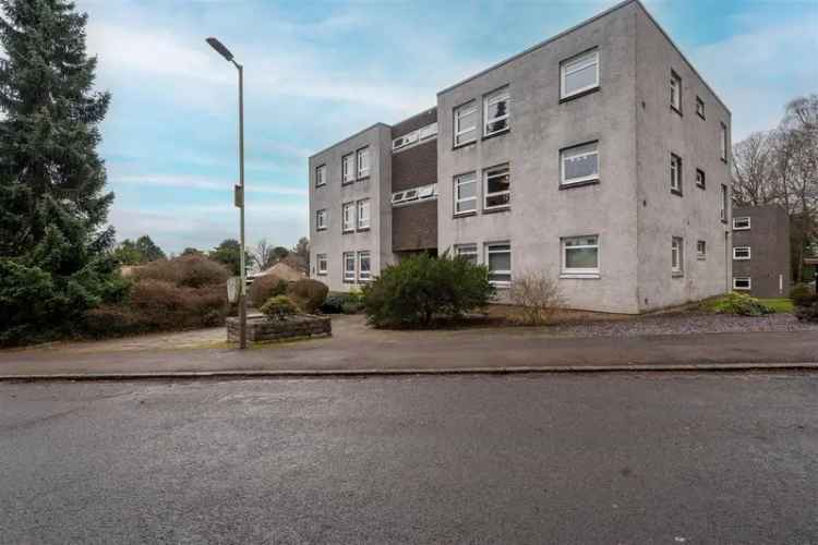 2 Bedroom Flat for Sale - Simple Approach