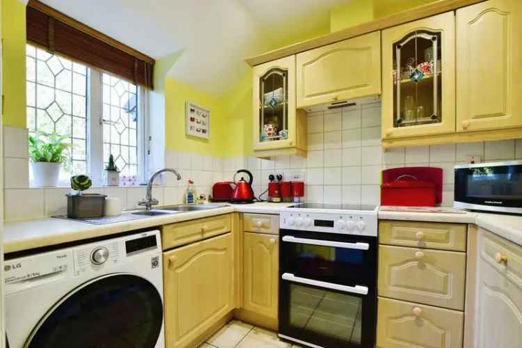 2 bedroom  Flat for sale, Wilmslow, Cheshire, SK9