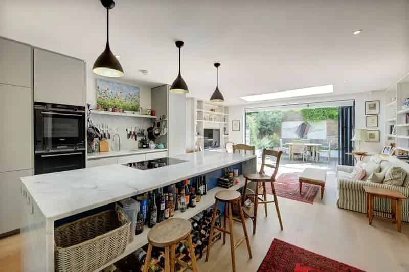 3 Bedroom Victorian Terraced House to Rent in W11