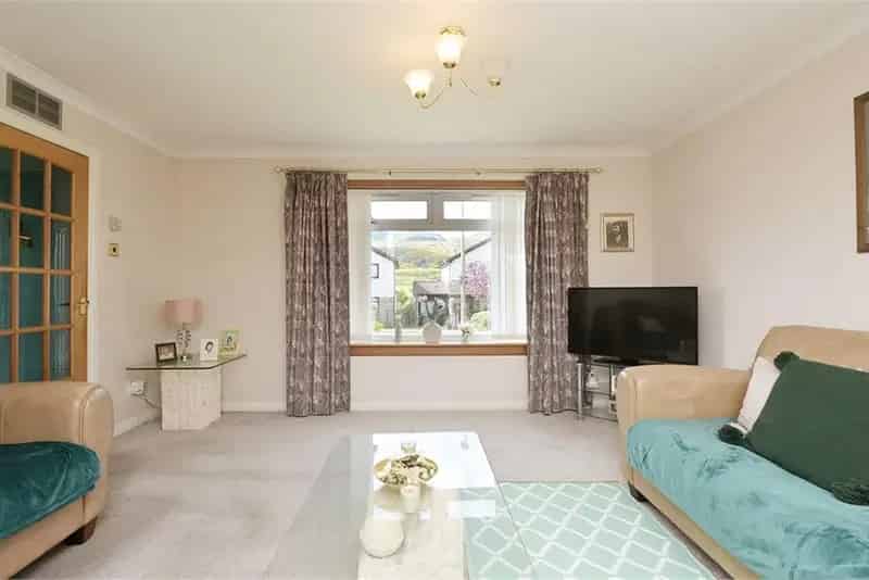 3 Bed Detached Bungalow Fairmilehead Edinburgh