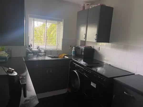2 Bedroom Maisonette Castle Bromwich Near Schools and Shops