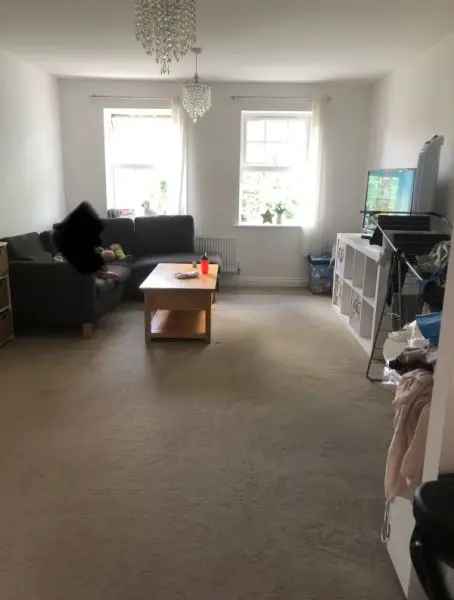 Flat For Rent in Adur, England