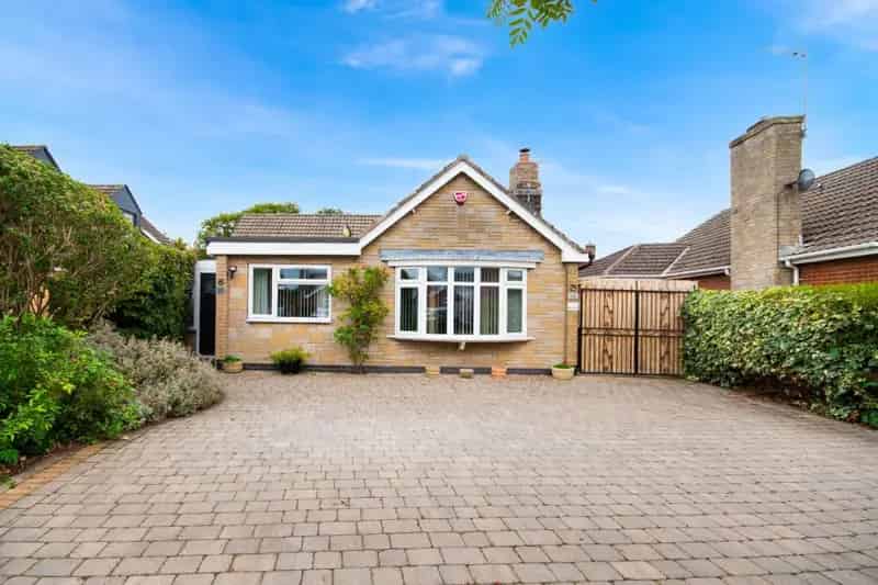 3 bedroom Bungalow
 For Sale