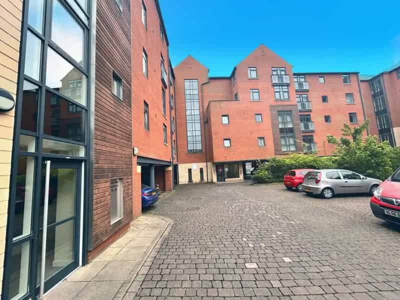 2 Bedroom Flat for Sale Hull East Yorkshire HU1