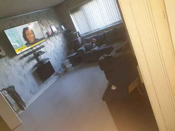 Flat For Rent in Birmingham, England