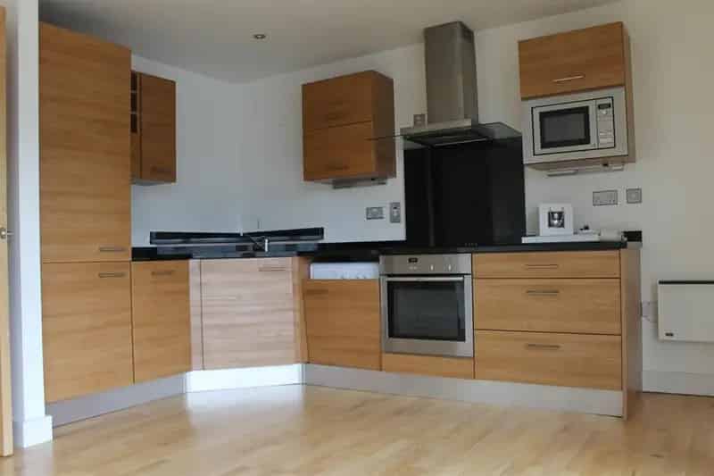 2 Bedroom Flat To Let in Clarence Dock