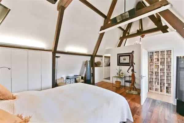 Kingsway Place Apartment: Luxurious Victorian Conversion with Roof Terrace