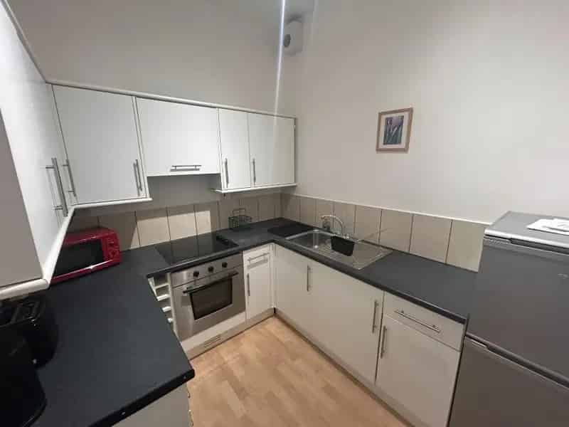 4 Bedroom Flat to Rent in Blackford