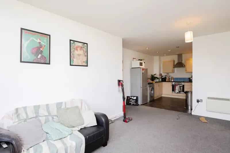2 Bedroom Flat for Sale Manchester City Centre Parking EWS1 B1