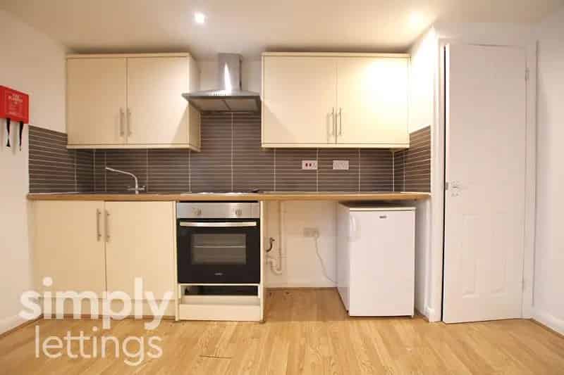 0 Bedroom Flat House to Rent in Kemp Town, Brighton