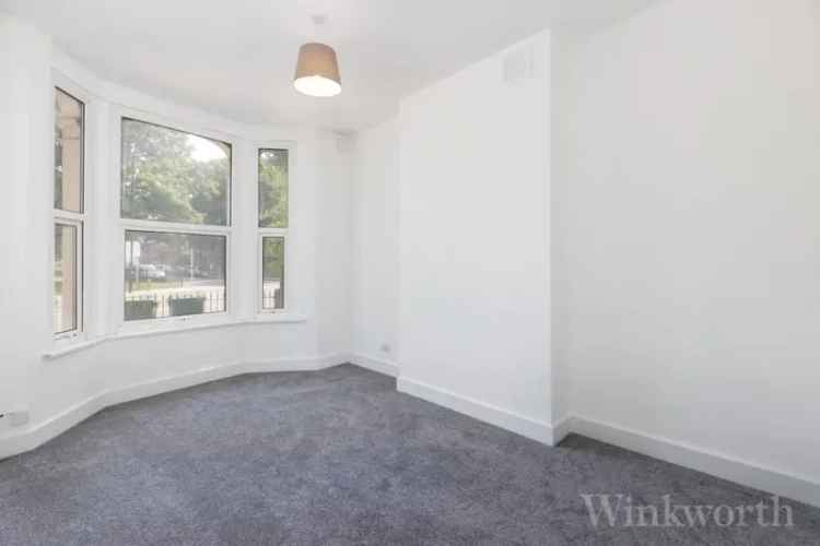 4 bedroom house in London