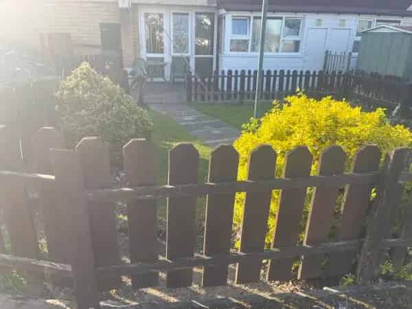 23 Bedroom Flat with Front Garden