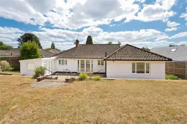 Twinoaks, Cobham, Surrey, KT11 2QP | Property for sale | Savills