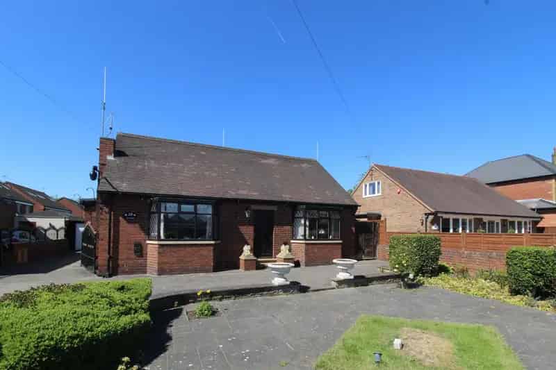 4 Bedroom Bungalow House to Rent
