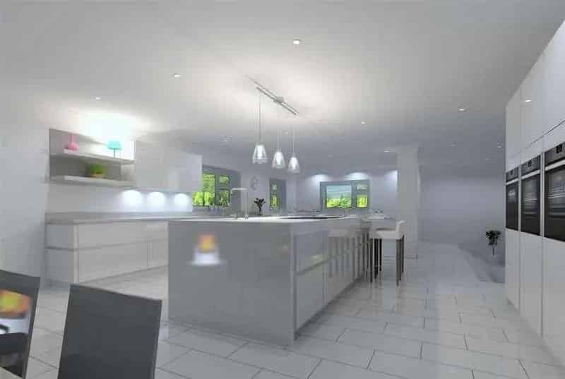 5 bed house for sale