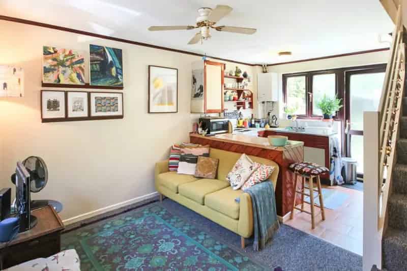 1 bedroom House
 To Rent
