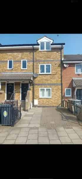 Flat For Rent , London, England