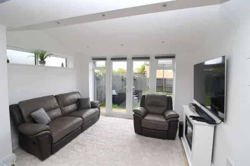 2 Bed House for Sale Extended Terraced House Two En-Suites