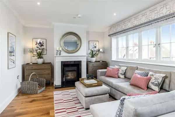 New 3-Bedroom Homes in Esher