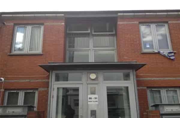 1 Bedroom Flat near Westfield Shepherd's Bush - Parking Pets Allowed