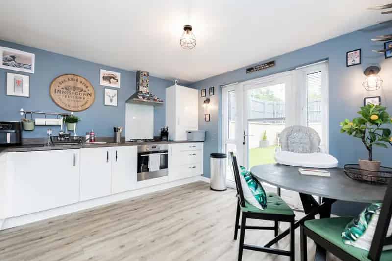 3-Bedroom End Terrace Home Countesswells Gas Central Heating Solar Panels