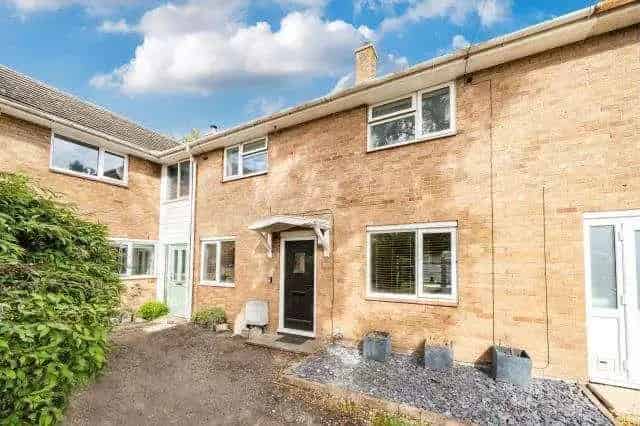3 bed house for sale