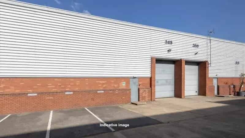 Commercial property For Rent , Slough, England