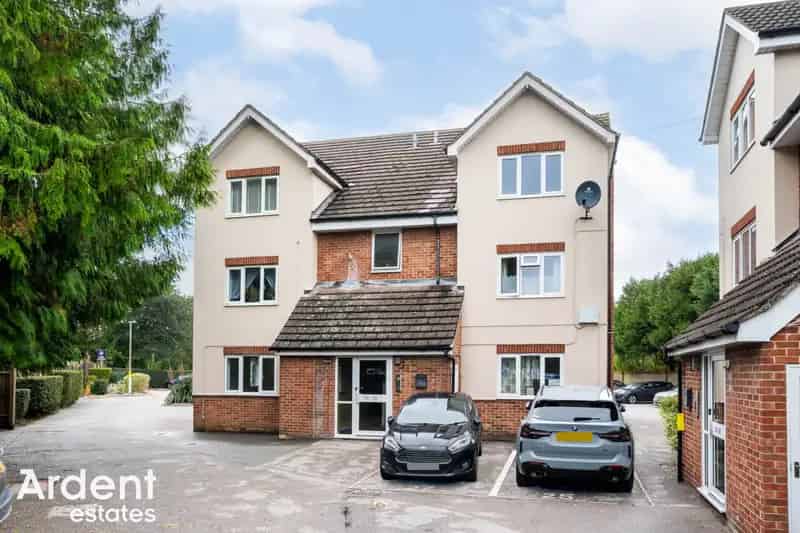 2 Bedroom Apartment House to Rent