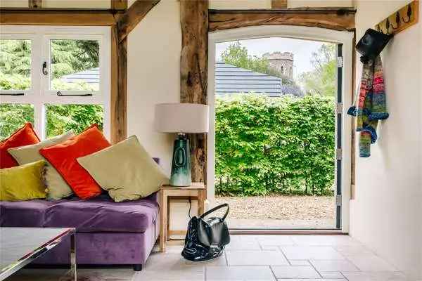 Stunning Converted Barn in Brome Suffolk