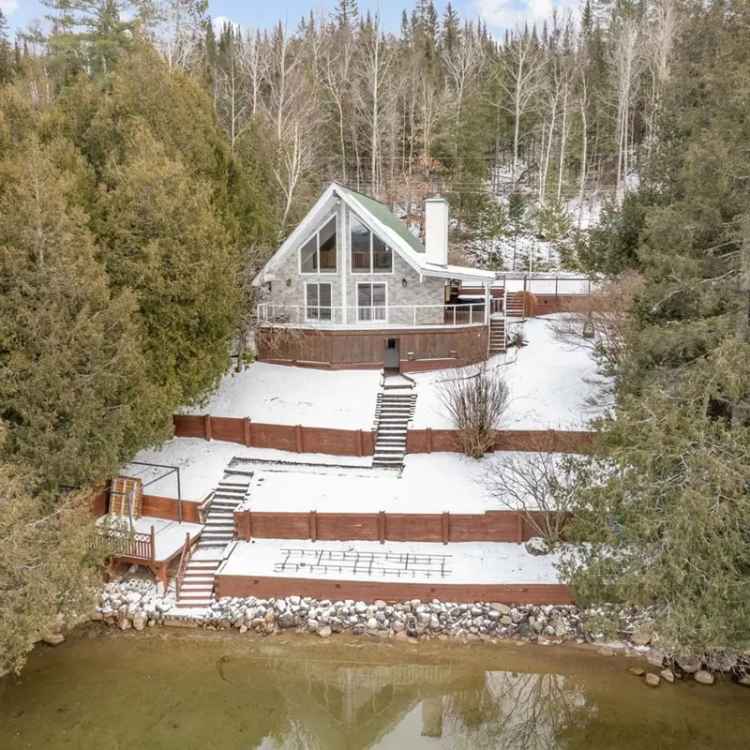 Lakefront House with Private Water Access Fireplace and Breathtaking Views