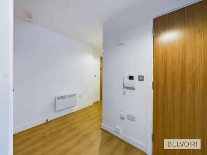2 Bedroom 2 Bathroom Apartment Derwent Foundry Birmingham