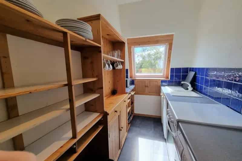 2 Double Bed Furnished Flat Top Floor Gas Central Heating