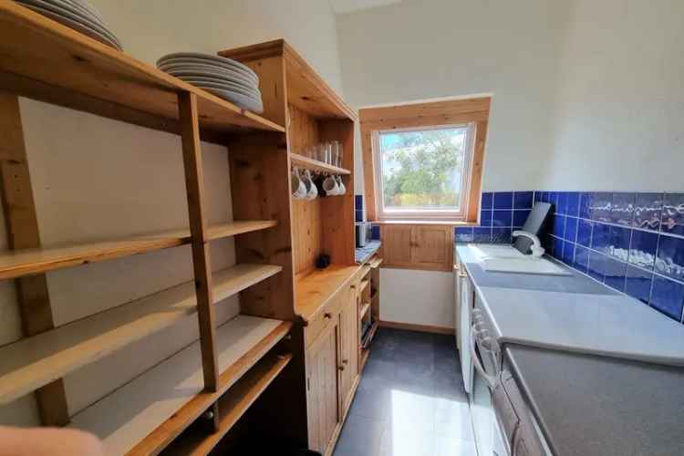 2 Double Bed Furnished Flat Top Floor Gas Central Heating