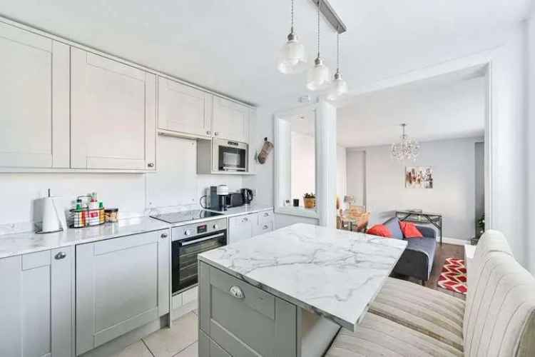 3 bed flat for sale