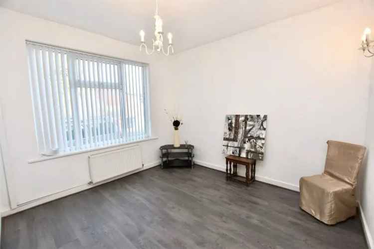 6 Bedroom Modern Terrace House in Blackburn Town Centre