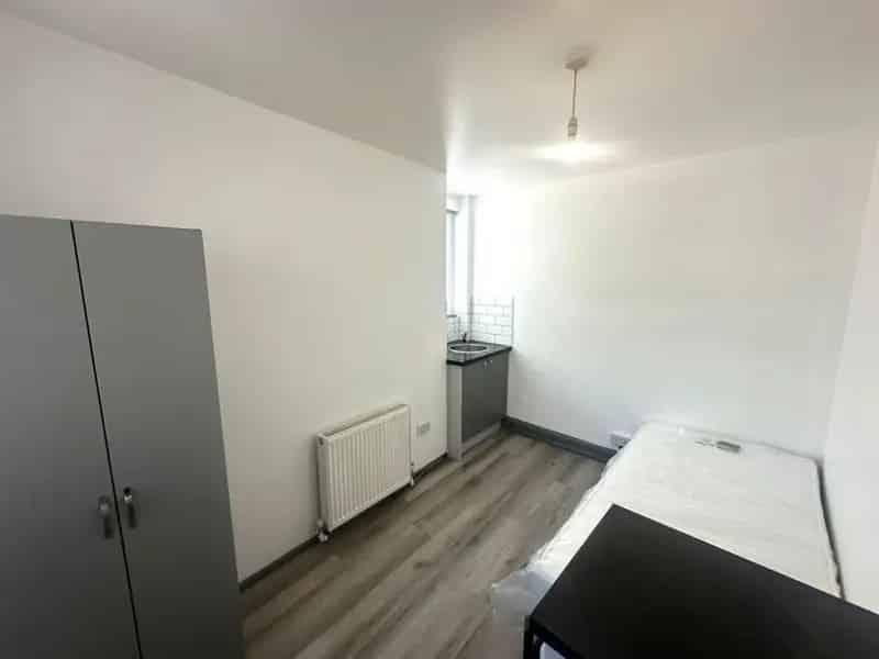1 Bedroom Flat To Rent