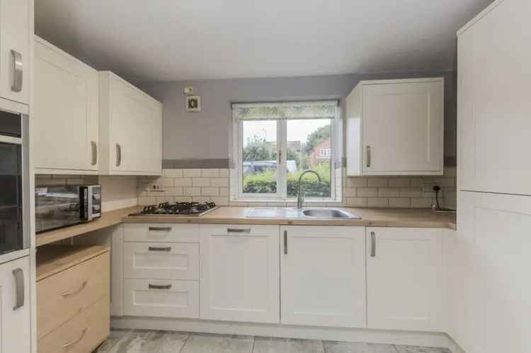 2 Bedroom Flat for Sale Macclesfield Cheshire SK10