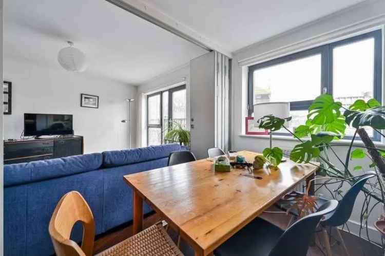 2 Bed Flat for Sale near Brick Lane Shoreditch