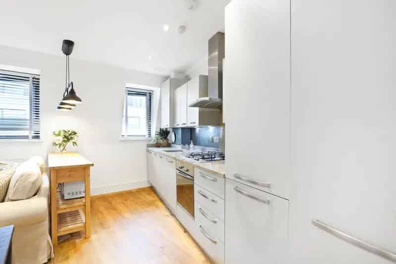 2 Bedroom Apartment Dalston 845 sq ft Private Balcony