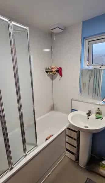 2 Bed Flat W12 Balcony Garden Parking Pets Allowed