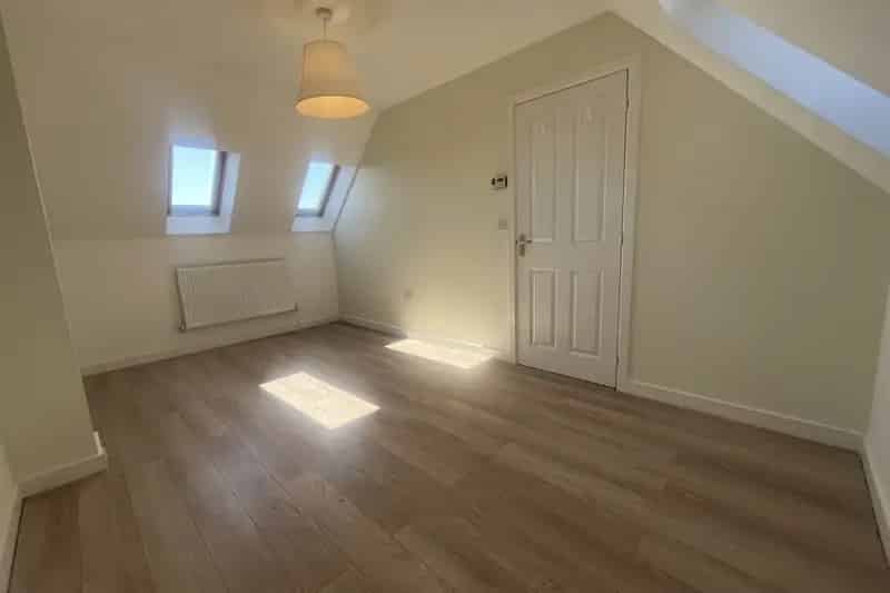2 Bed Family Home Parking Garden Zero Deposit Pets Considered