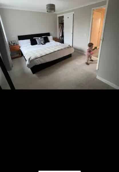 Spacious House with Garden, Parking and Great Amenities