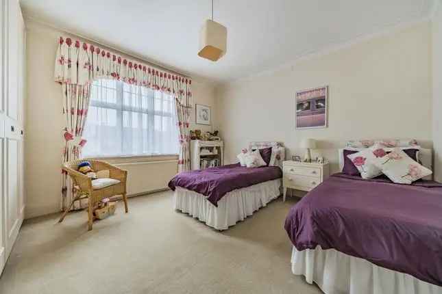 Detached house for sale in Hendon Lane, Finchley N3