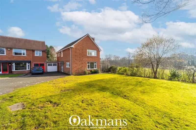 4 Bedroom Link Detached House for Sale Bournville
