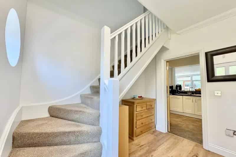 5 Bedroom Detached House for Sale in Queens Park