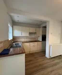 2 Bedroom House 137m² Birmingham Fitted Kitchen Garden