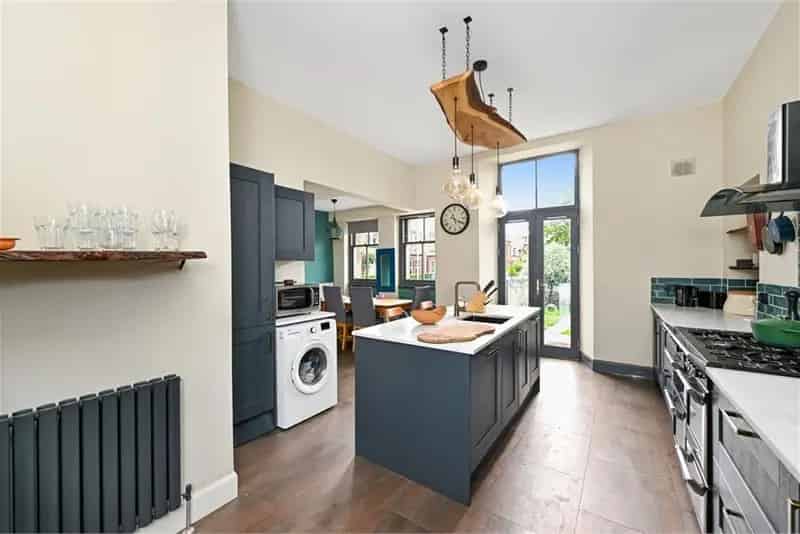 5 Bed End Terrace House Musselburgh