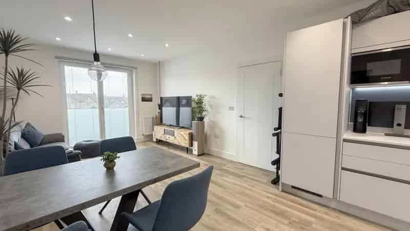 1 Bedroom Flat For Sale in Frome - First Time Buyers