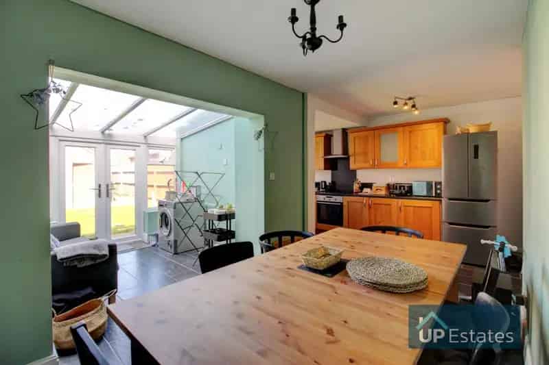 3 Bedroom House for Rent Large Garage Private Garden